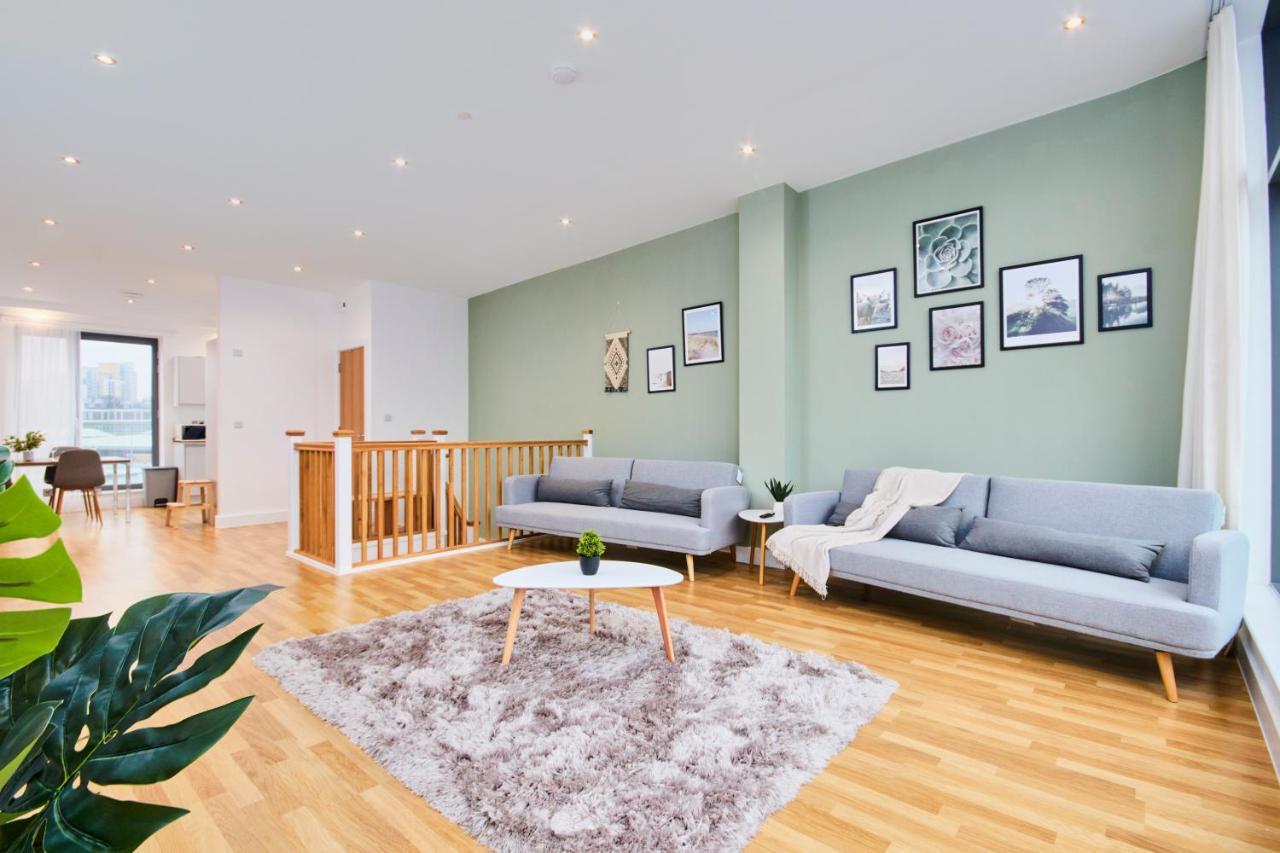 Large Duplex Penthouse - Parking Apartment Leeds  Exterior foto