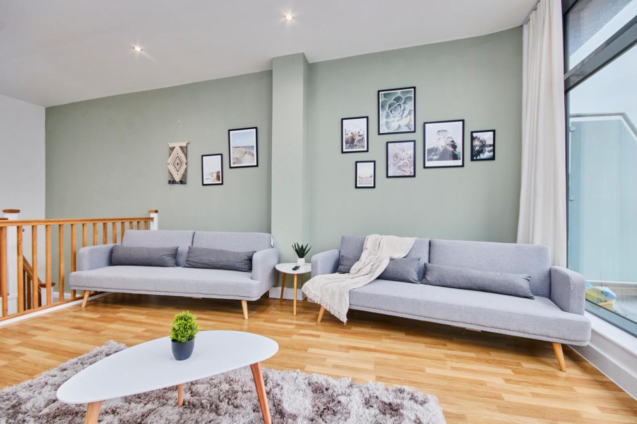 Large Duplex Penthouse - Parking Apartment Leeds  Exterior foto